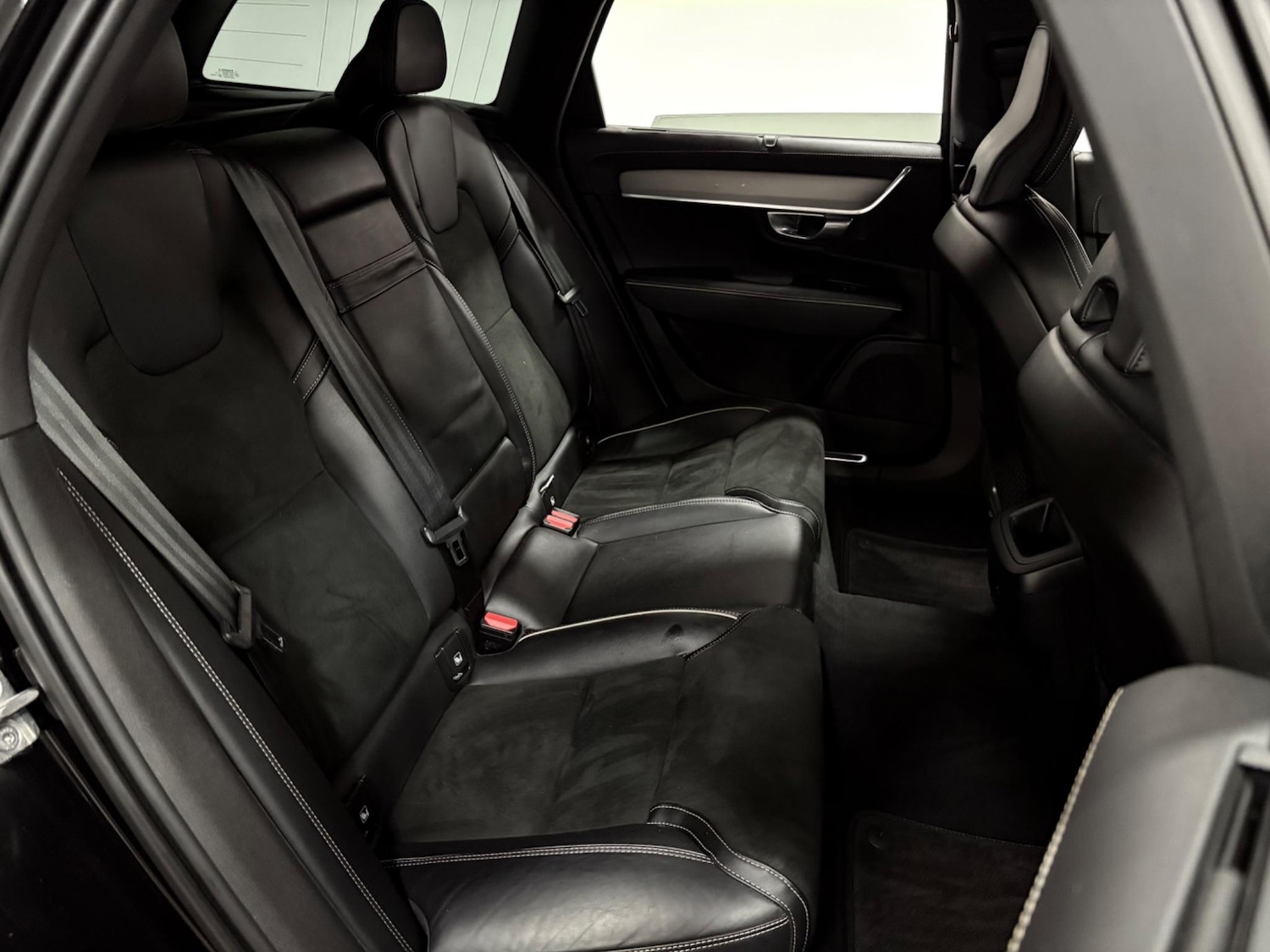 Used Volvo V90 2021 for sale - 76200318: Photo 37