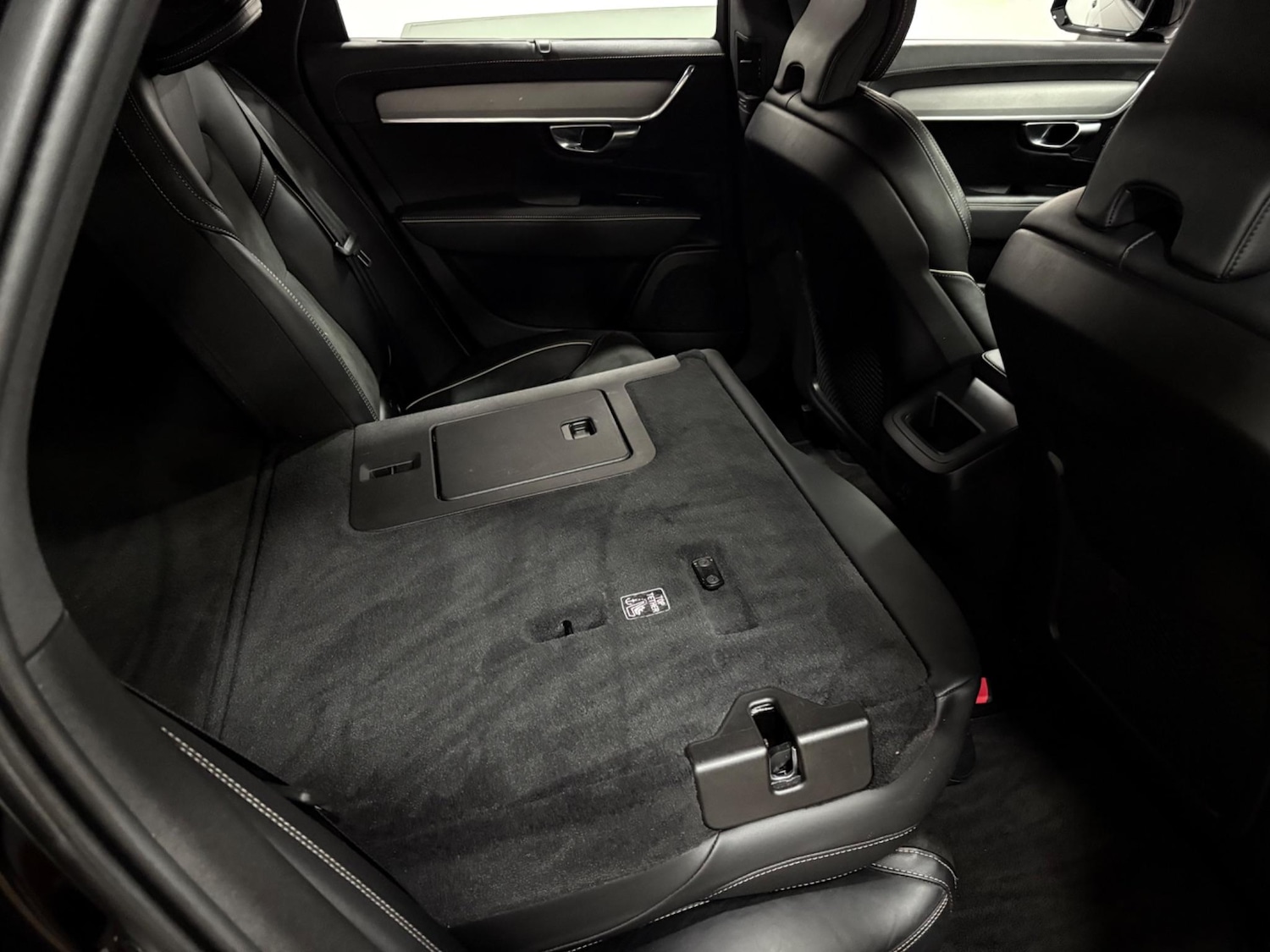 Used Volvo V90 2021 for sale - 76200318: Photo 39