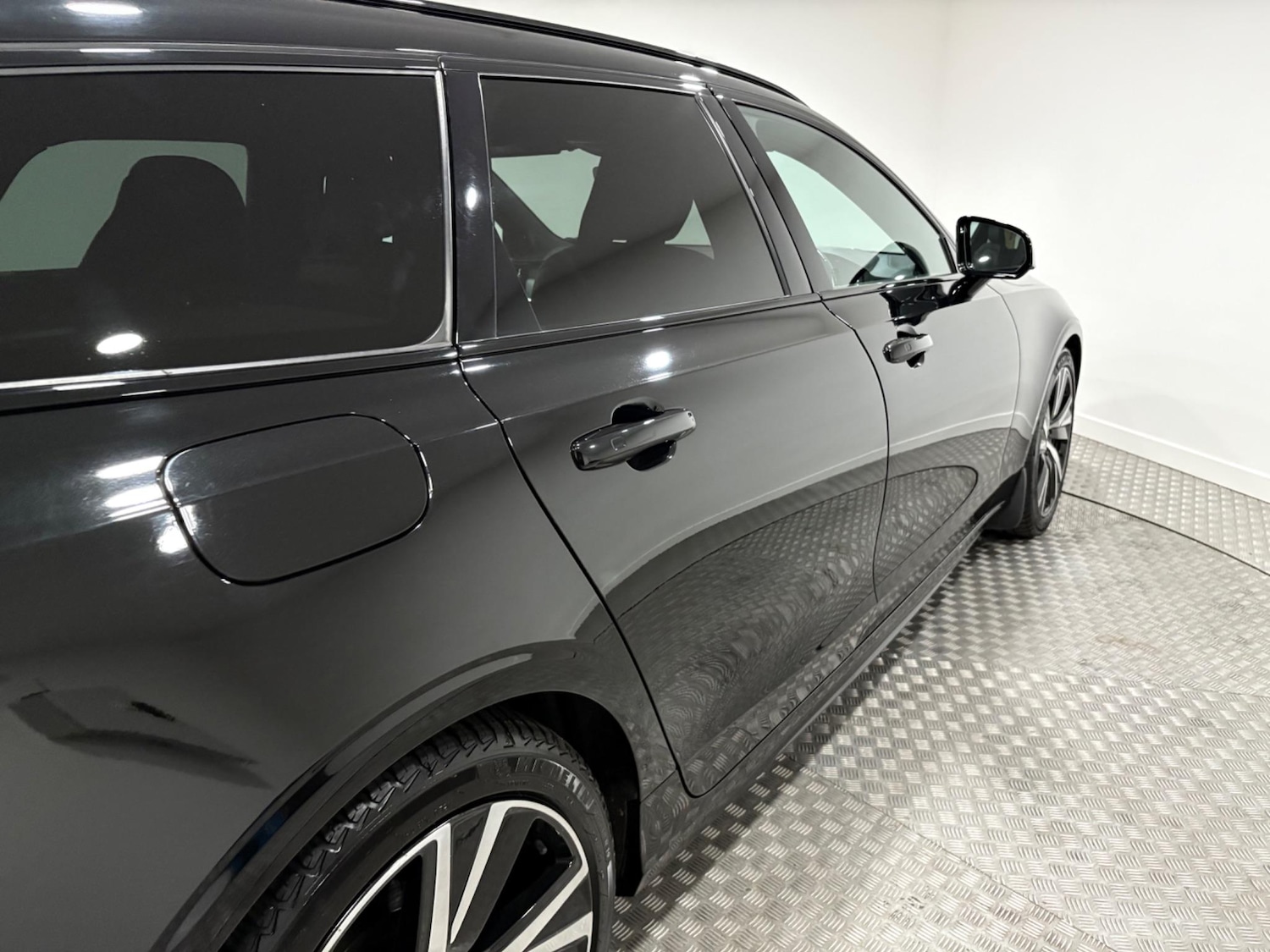 Used Volvo V90 2021 for sale - 76200318: Photo 48