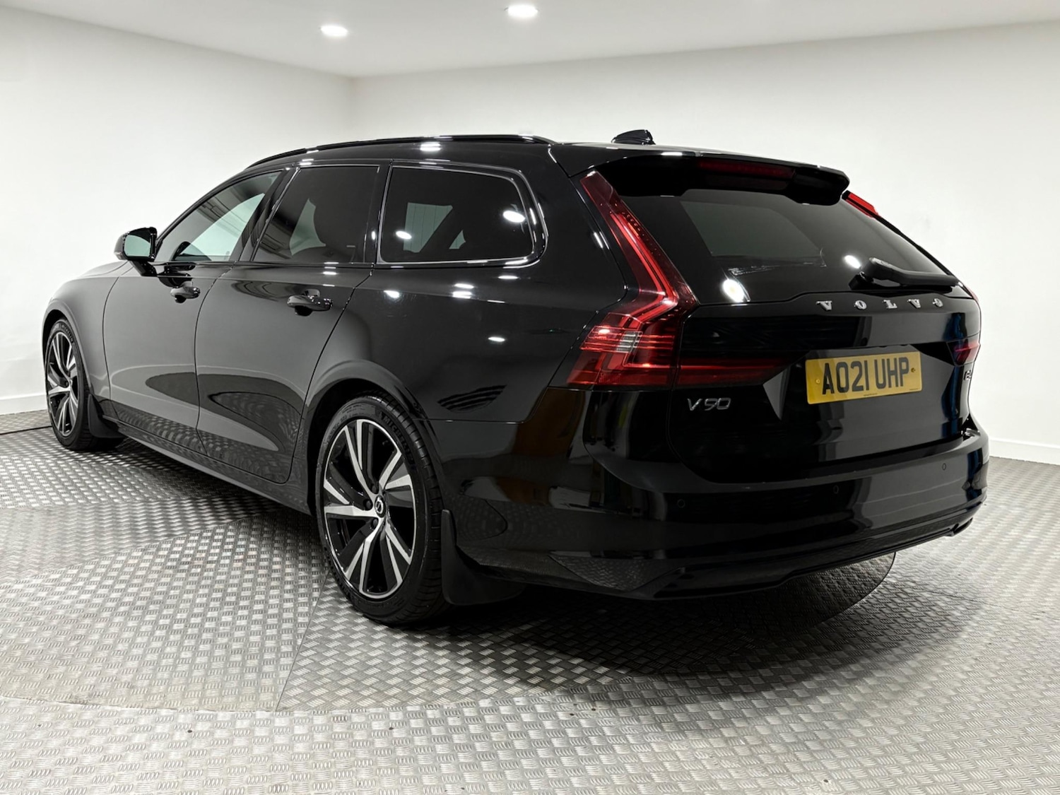 Used Volvo V90 2021 for sale - 76200318: Photo 5