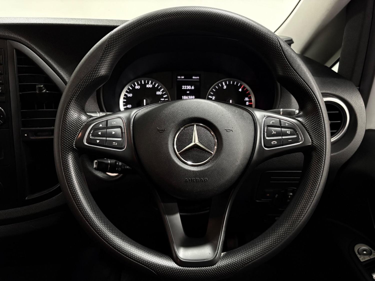 Used Mercedes-Benz Vito 2017 for sale - 77021224: Photo 15