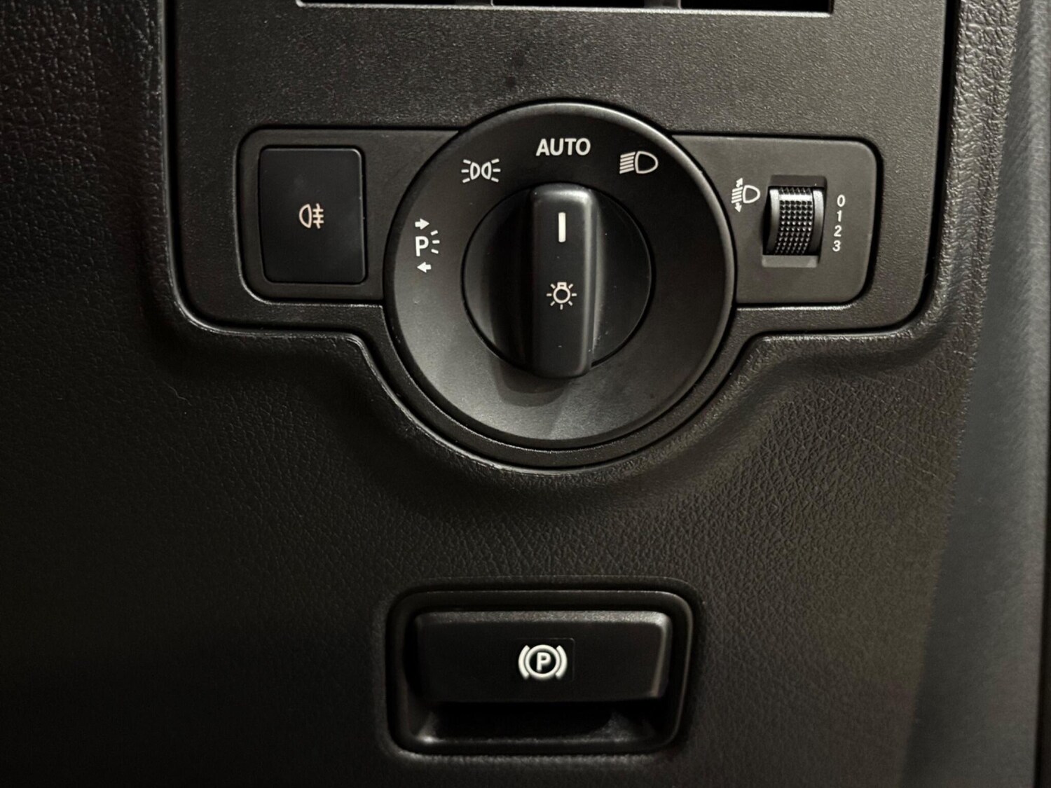 Used Mercedes-Benz Vito 2017 for sale - 77021224: Photo 28