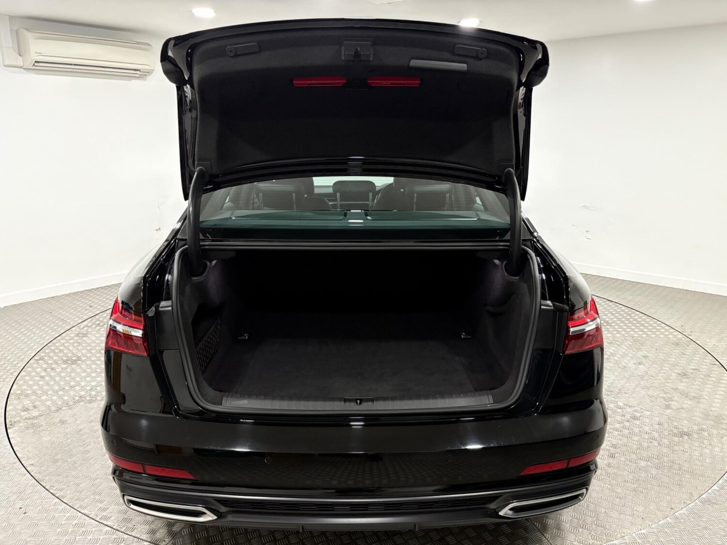 Vehicle 47