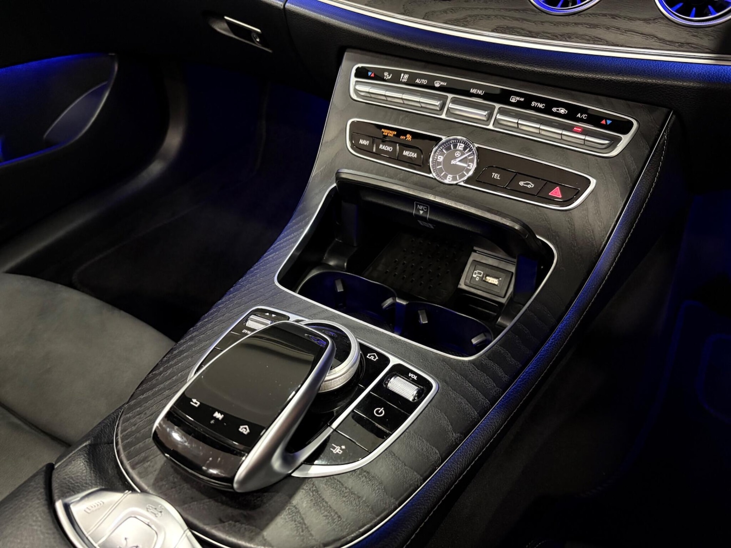 Used Mercedes-Benz E Class for sale - 76572636: Photo 35