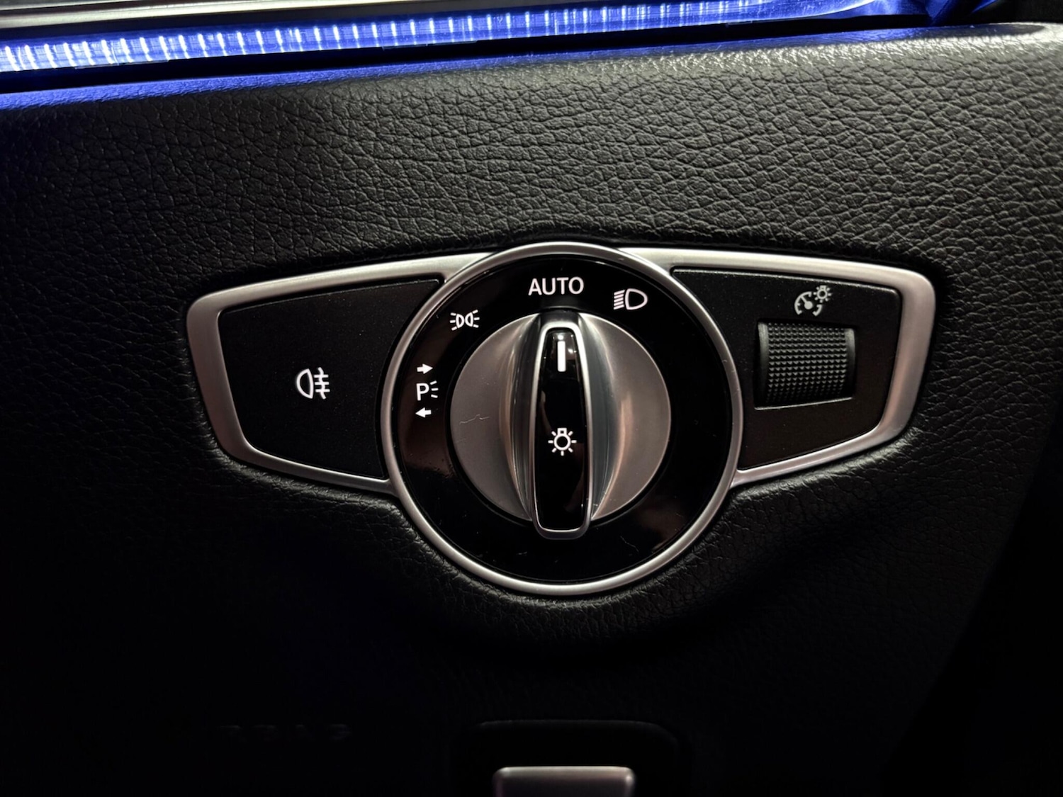 Used Mercedes-Benz E Class for sale - 76572636: Photo 37