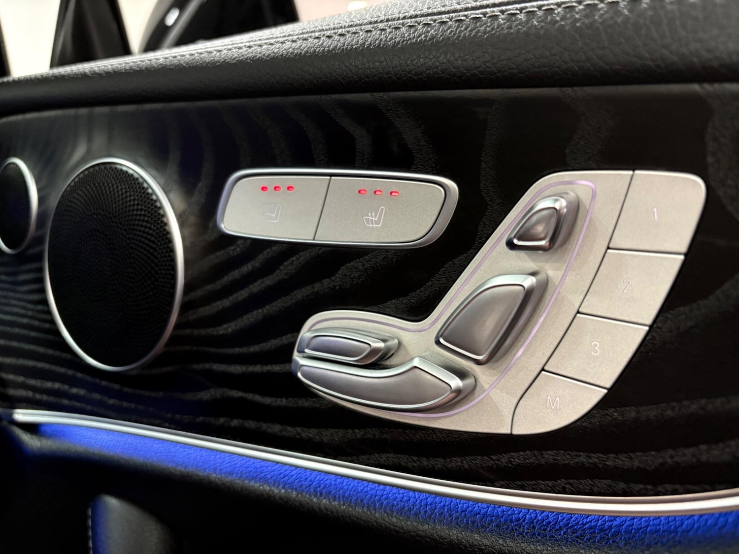 Used Mercedes-Benz E Class for sale - 76572636: Photo 39