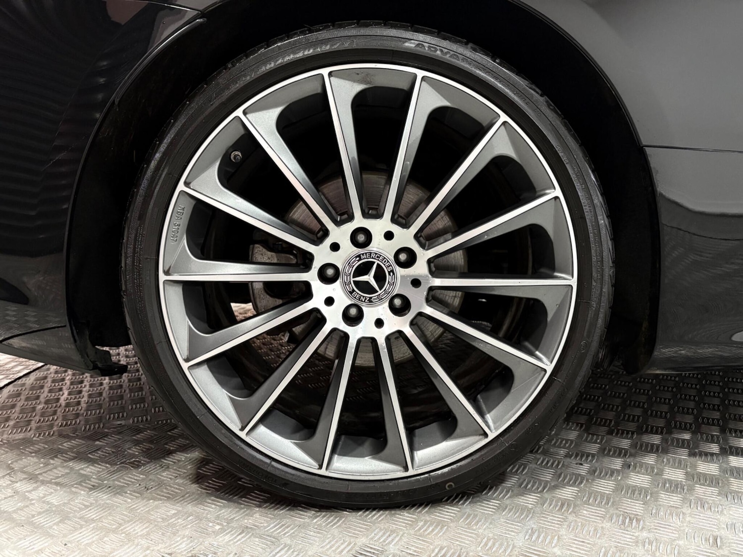 Used Mercedes-Benz E Class for sale - 76572636: Photo 57