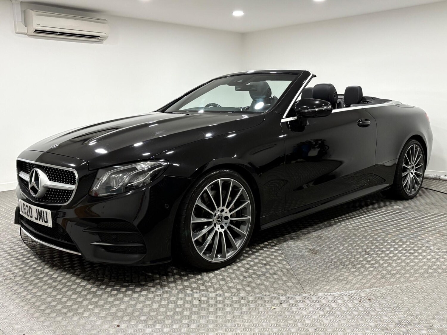 Used Mercedes-Benz E Class for sale - 76572636: Photo 7