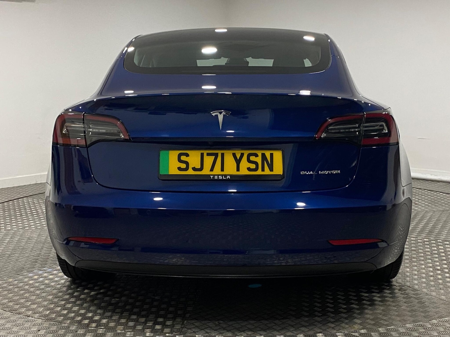 Used Tesla Model 3 2021 for sale - 76399324: Photo 4