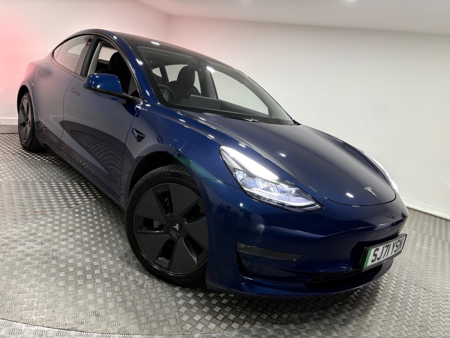 Used Tesla Model 3 2021 for sale - 76399324: Photo 44
