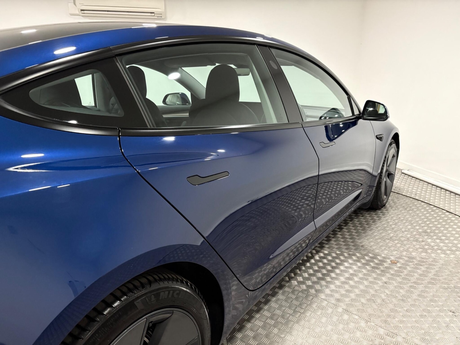 Used Tesla Model 3 2021 for sale - 76399324: Photo 46