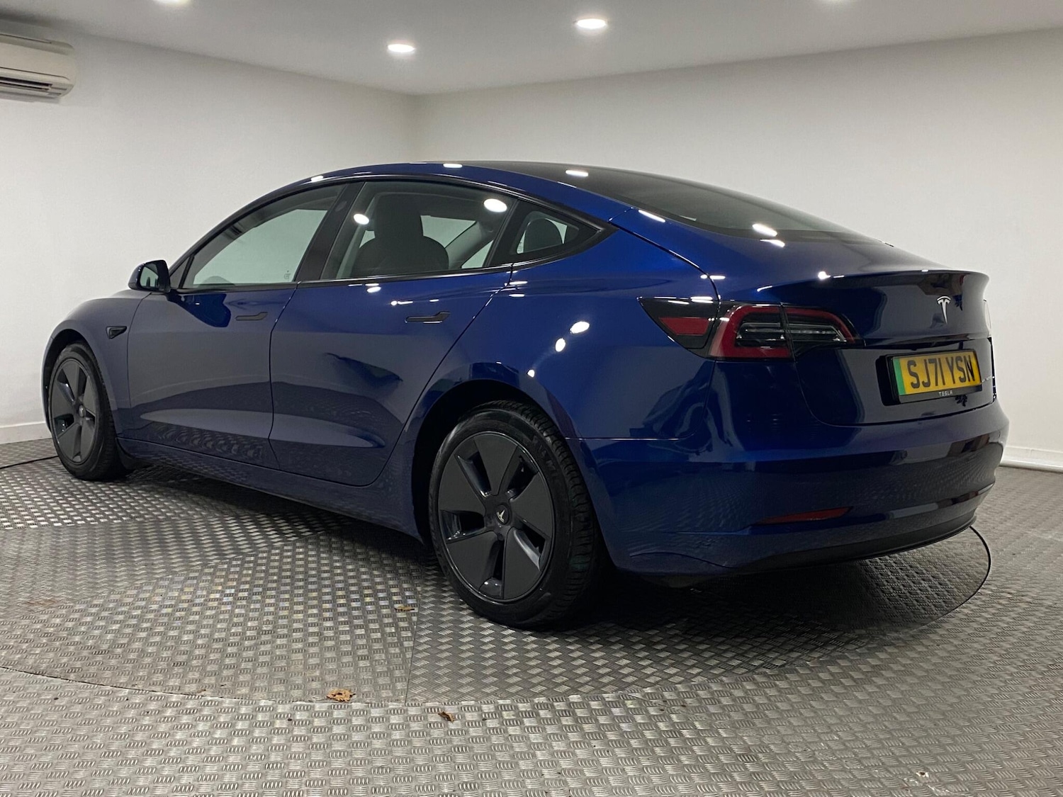 Used Tesla Model 3 2021 for sale - 76399324: Photo 5