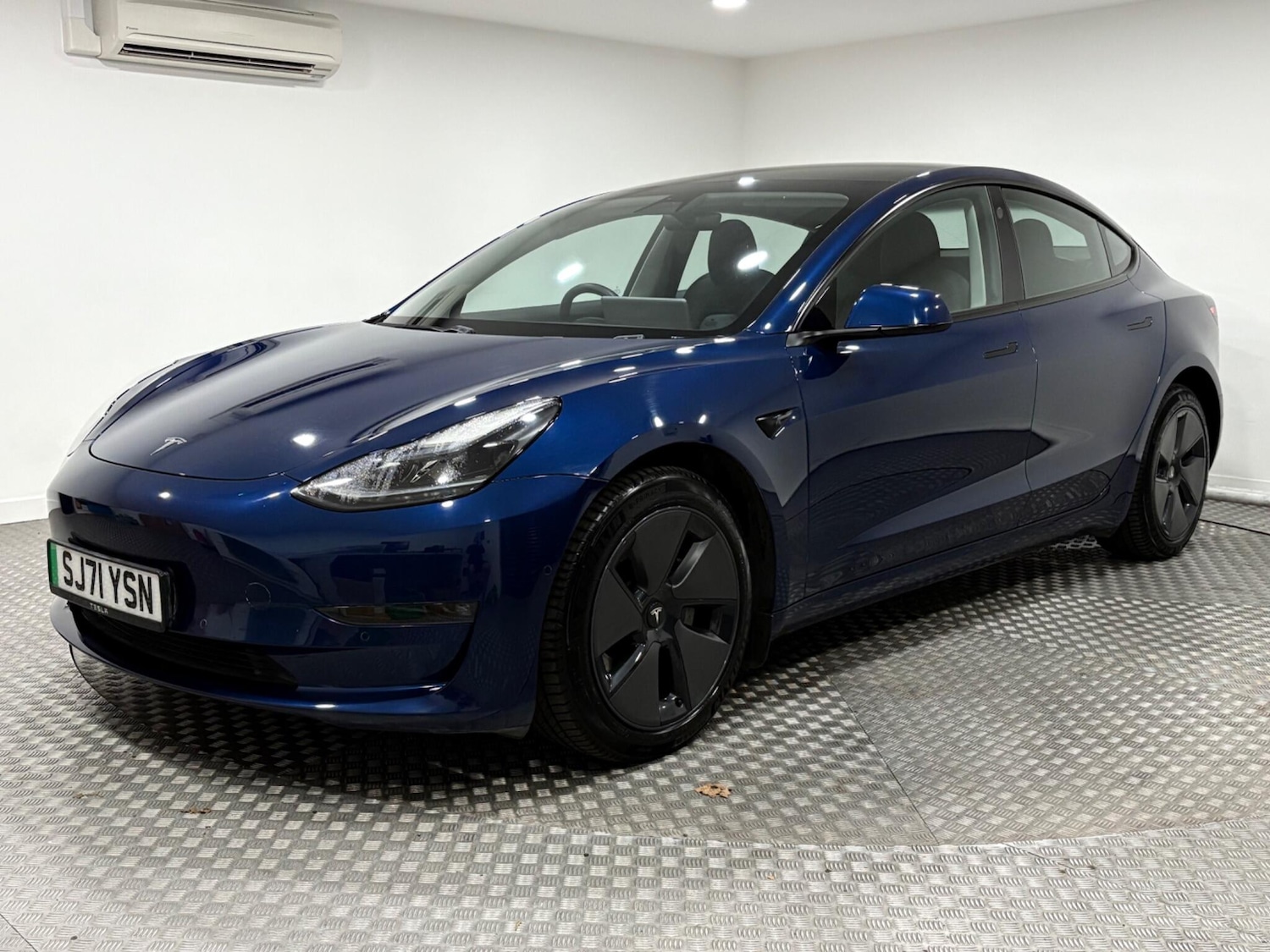 Used Tesla Model 3 2021 for sale - 76399324: Photo 7
