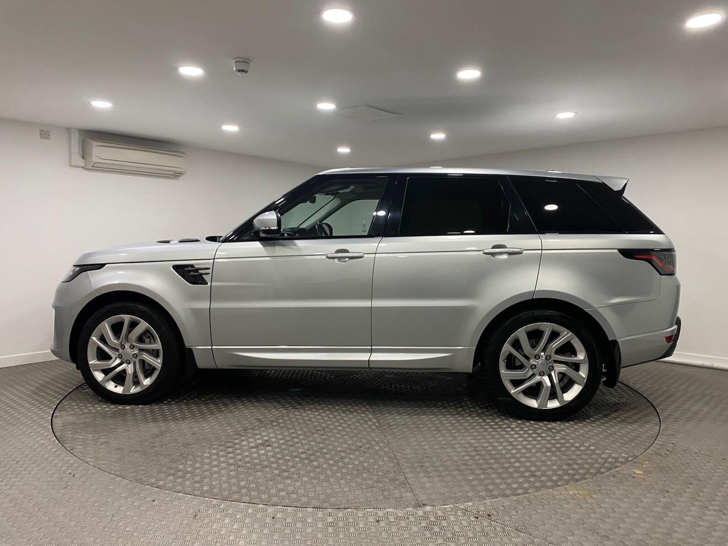 Used Land Rover Range Rover Sport 2021 for sale - 76824816: Photo 6