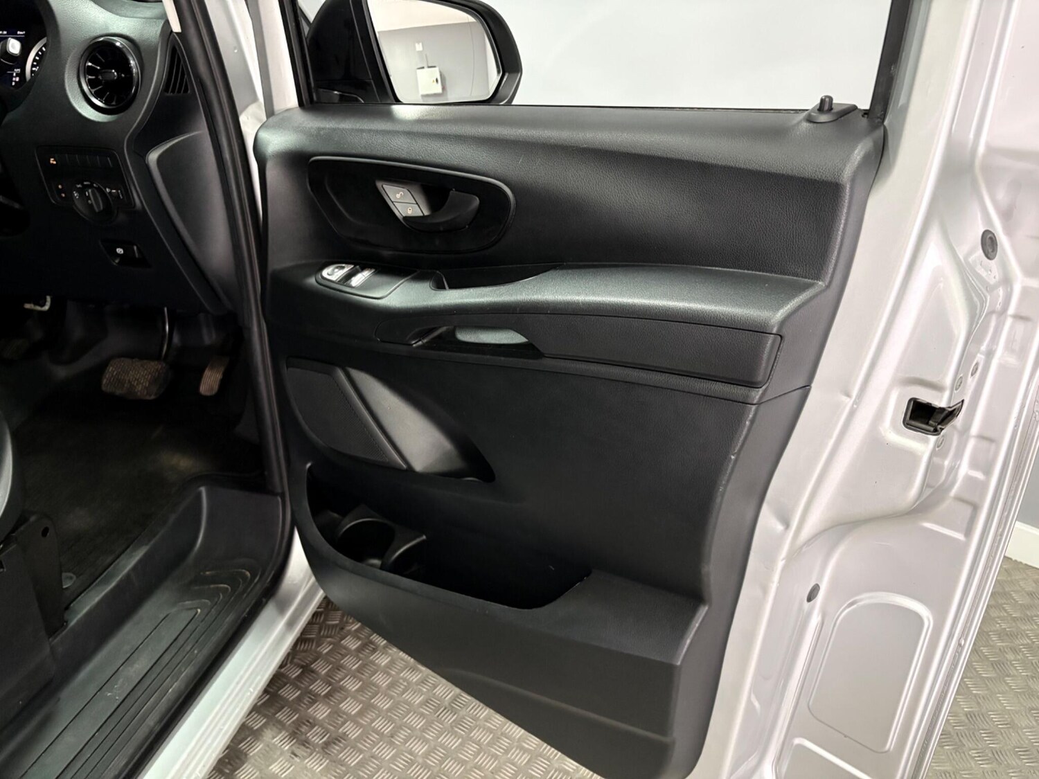 Used Mercedes-Benz Vito for sale - 77637785: Photo 33