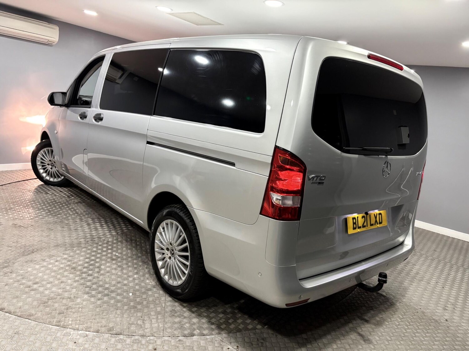 Used Mercedes-Benz Vito for sale - 77637785: Photo 40