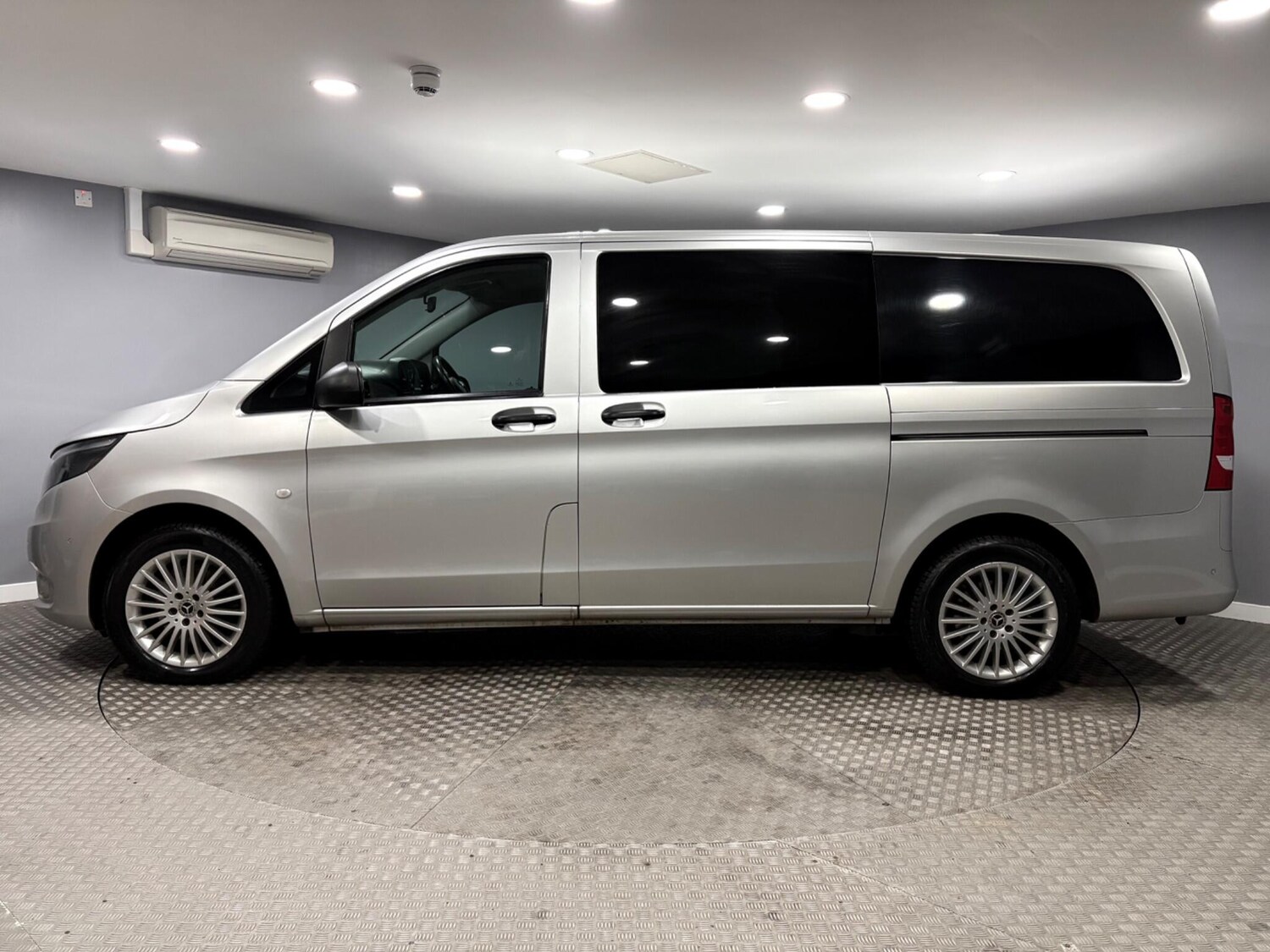 Used Mercedes-Benz Vito for sale - 77637785: Photo 6