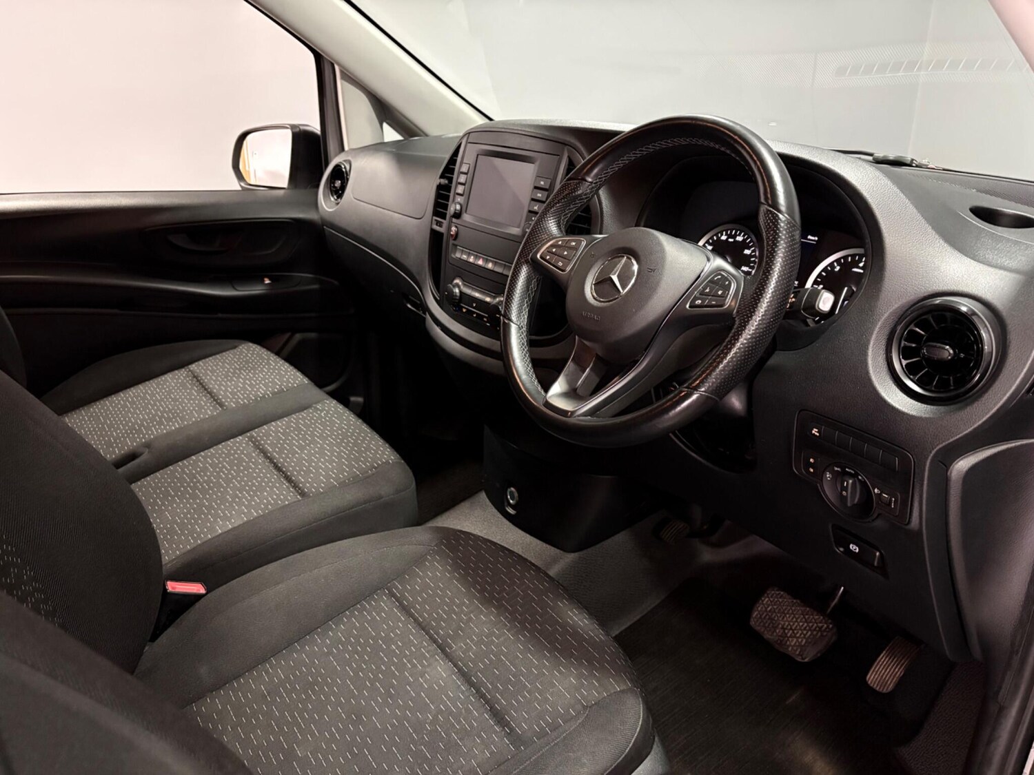 Used Mercedes-Benz Vito for sale - 77637785: Photo 9