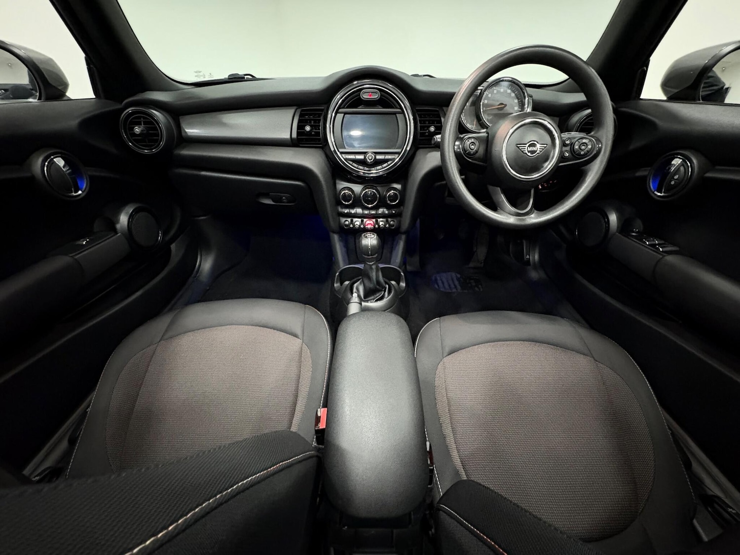 Used MINI Convertible 2020 for sale - 77015714: Photo 10