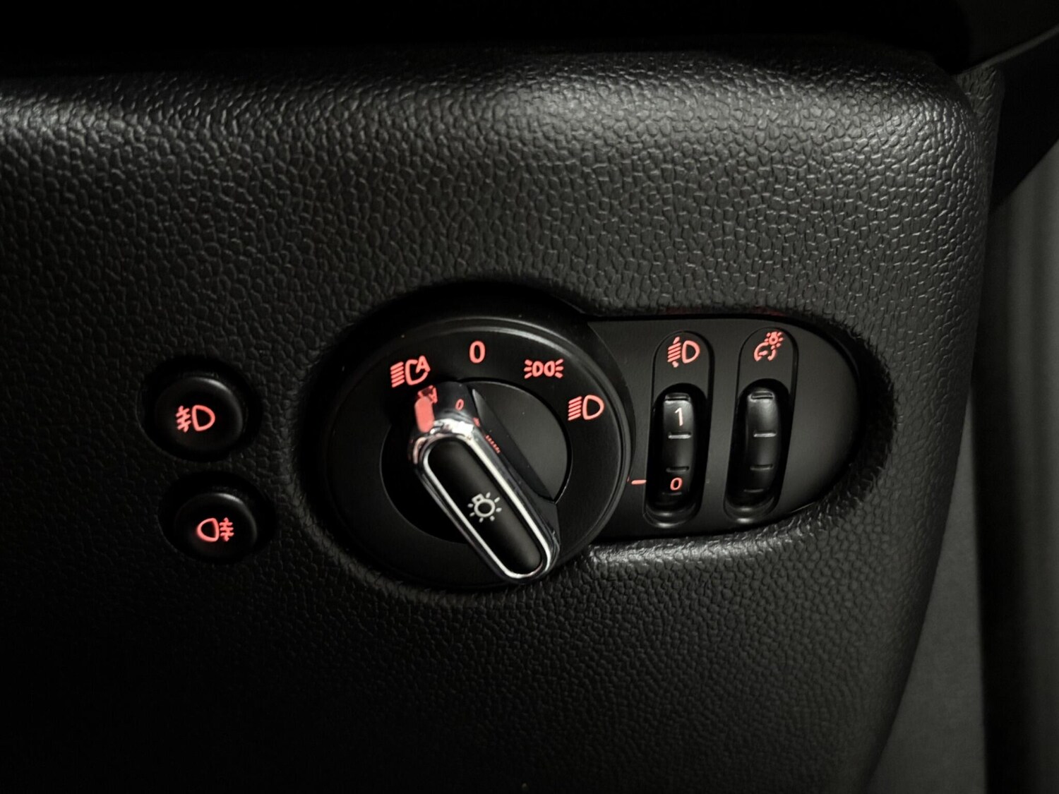 Used MINI Convertible 2020 for sale - 77015714: Photo 39