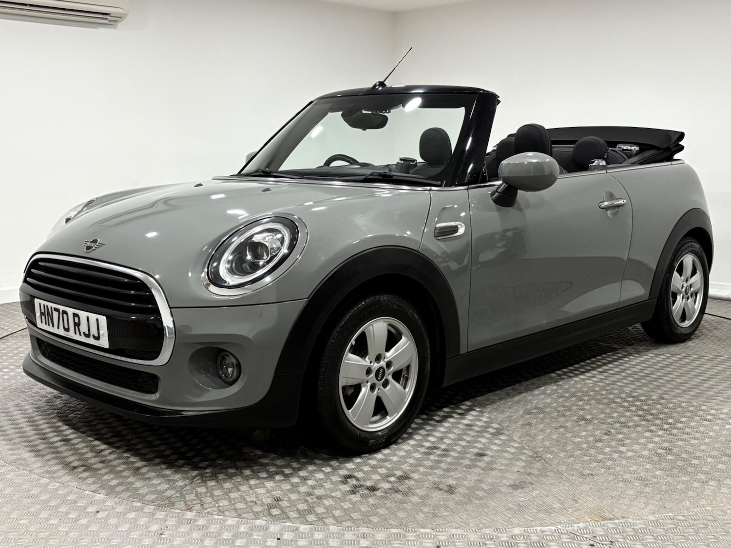 Used MINI Convertible 2020 for sale - 77015714: Photo 7