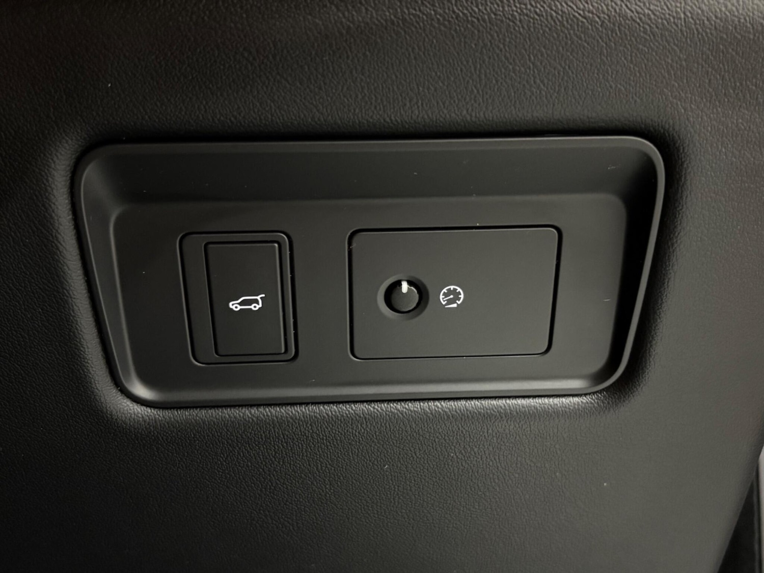 Used Land Rover Range Rover Sport 2018 for sale - 75857282: Photo 41