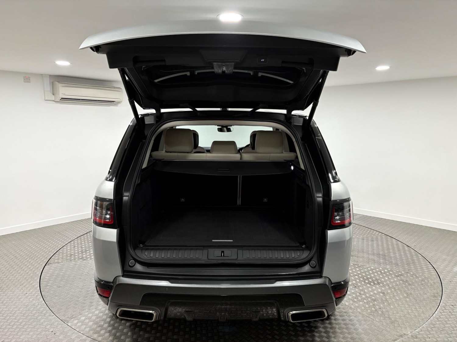 Used Land Rover Range Rover Sport 2018 for sale - 75857282: Photo 51