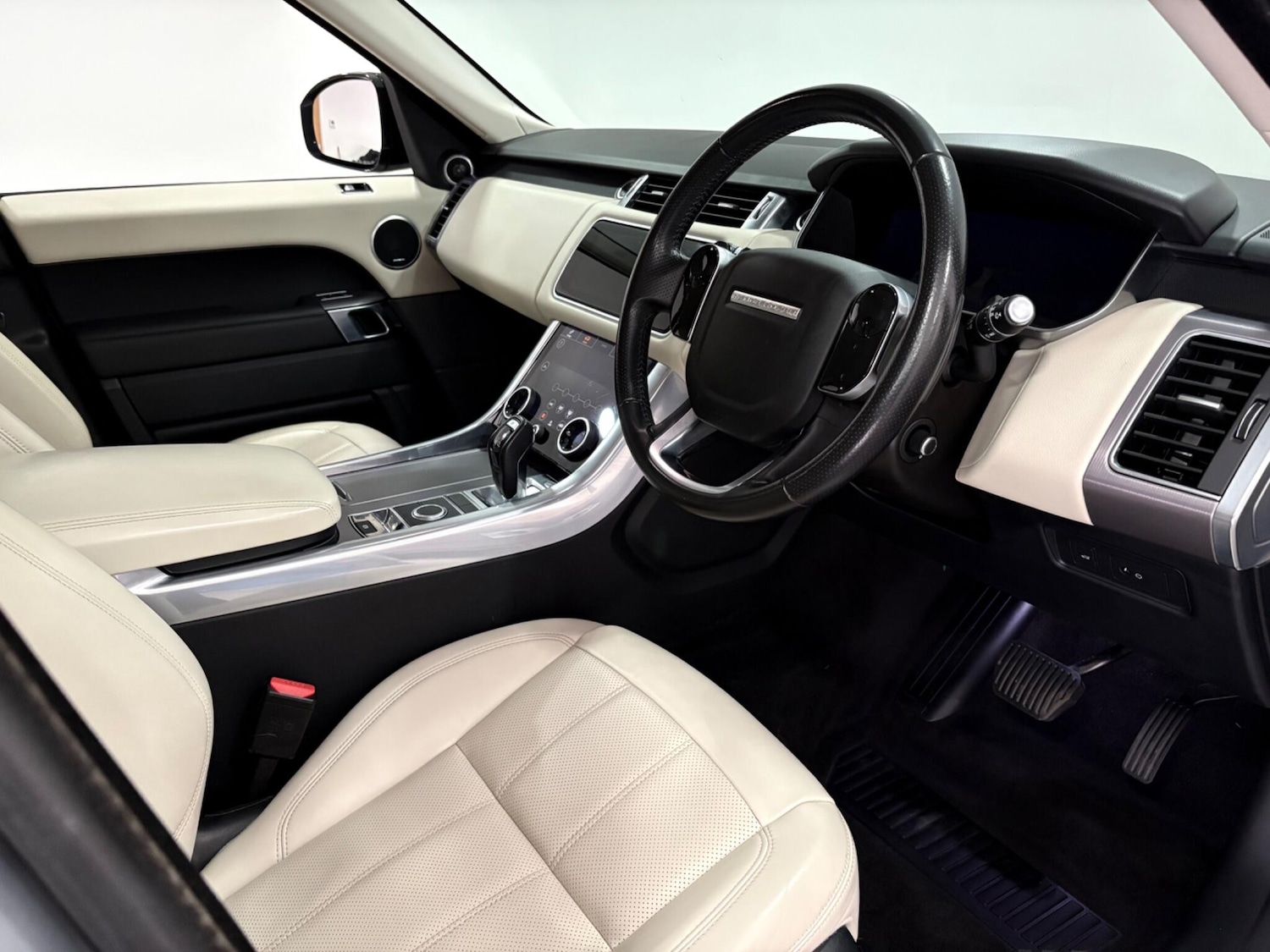 Used Land Rover Range Rover Sport 2018 for sale - 75857282: Photo 9