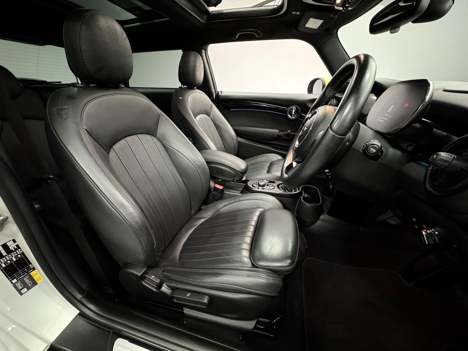 Used MINI Hatch 2021 for sale - 78115627: Photo 11