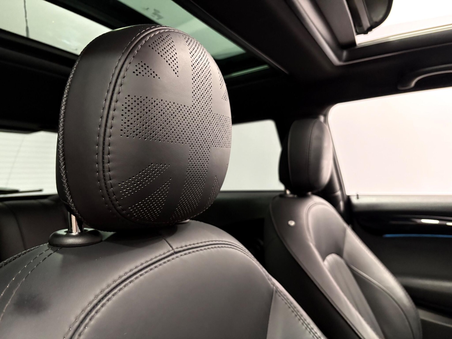 Used MINI Hatch 2021 for sale - 78115627: Photo 12