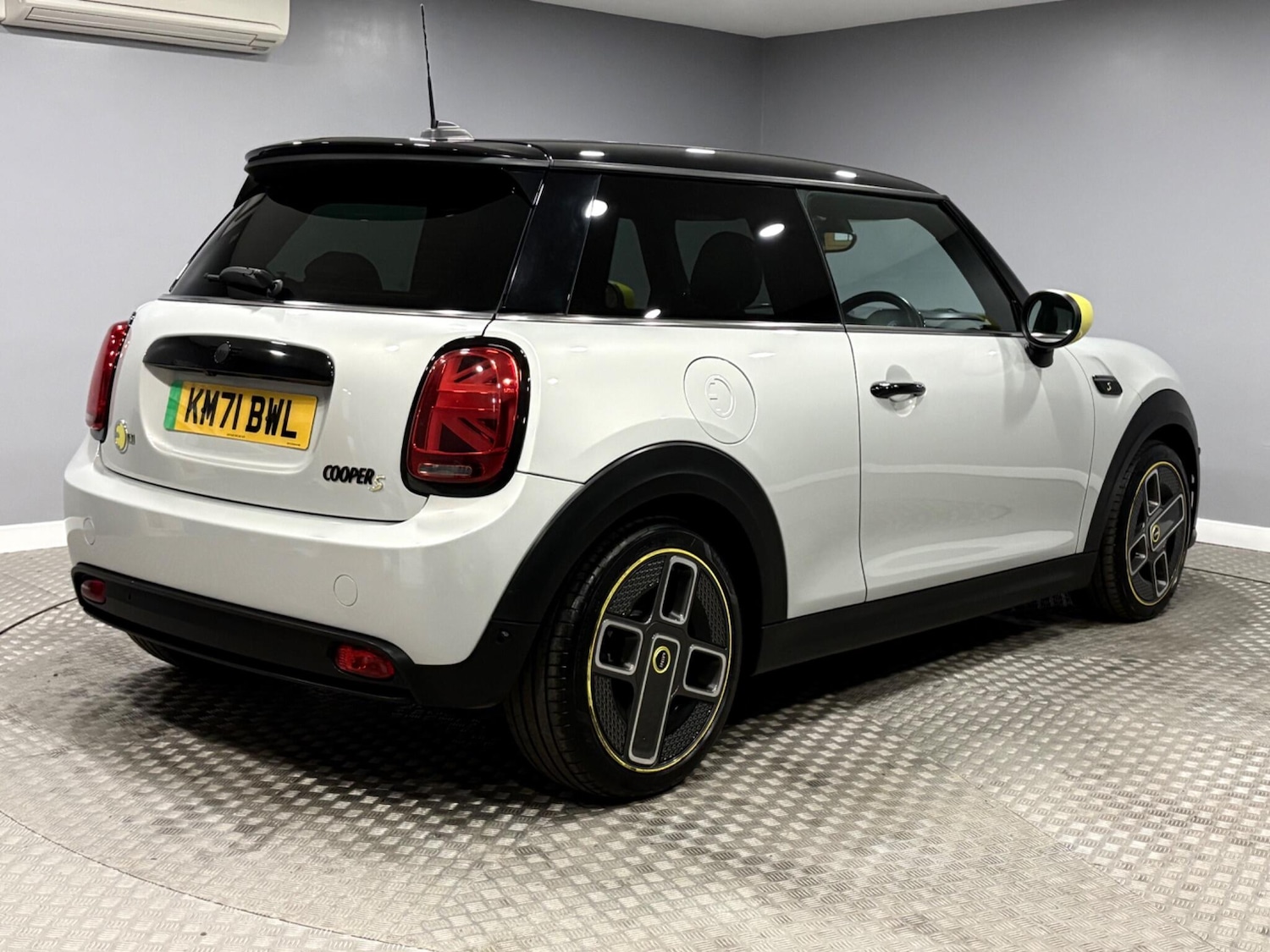 Used MINI Hatch 2021 for sale - 78115627: Photo 3