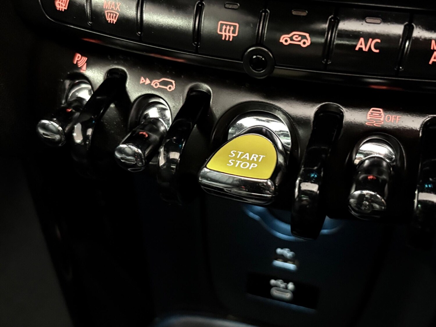 Used MINI Hatch 2021 for sale - 78115627: Photo 35