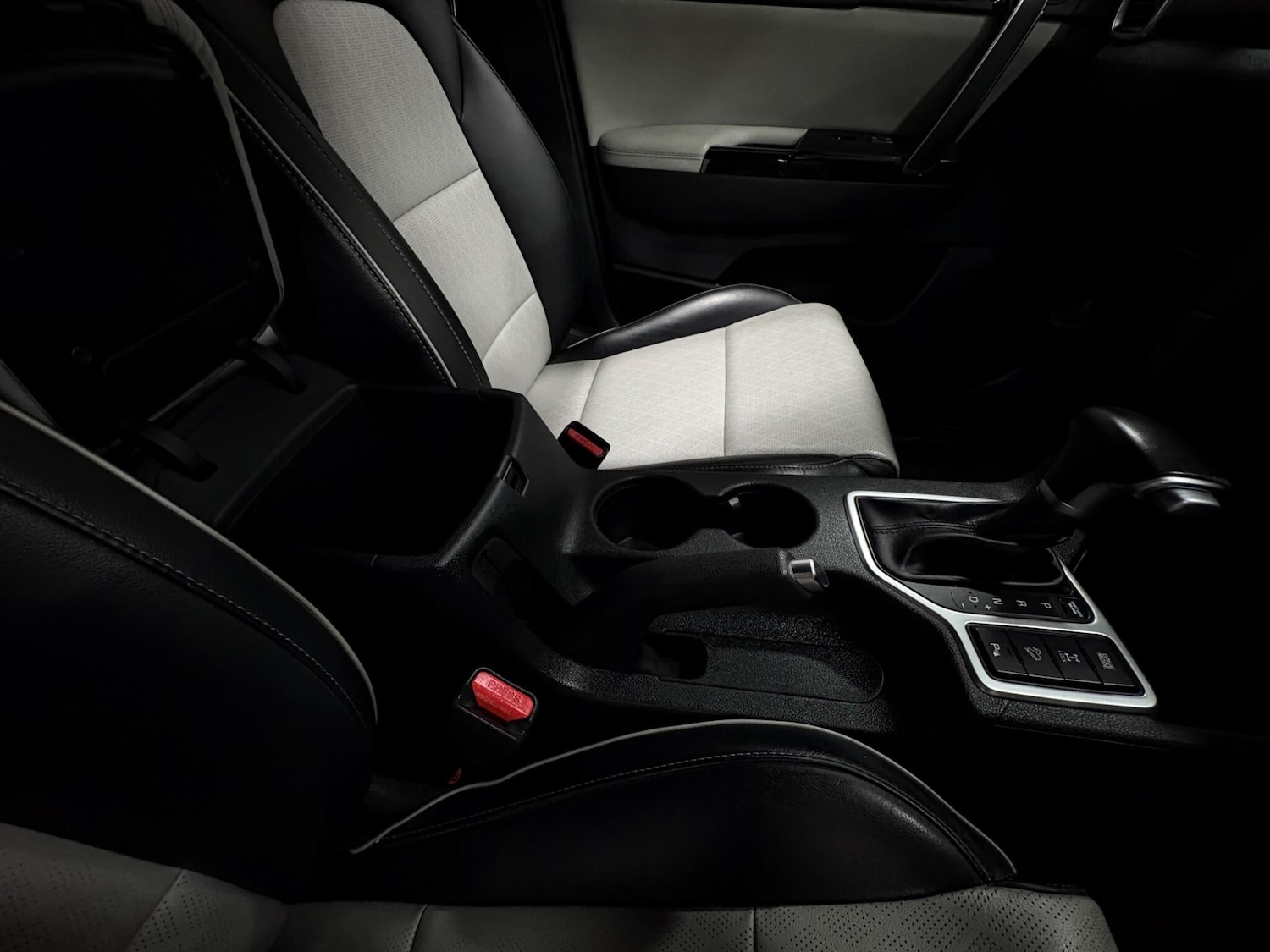 Used Kia Sportage 2018 for sale - 76607795: Photo 35