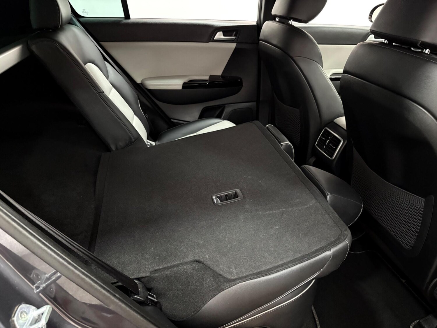 Used Kia Sportage 2018 for sale - 76607795: Photo 41