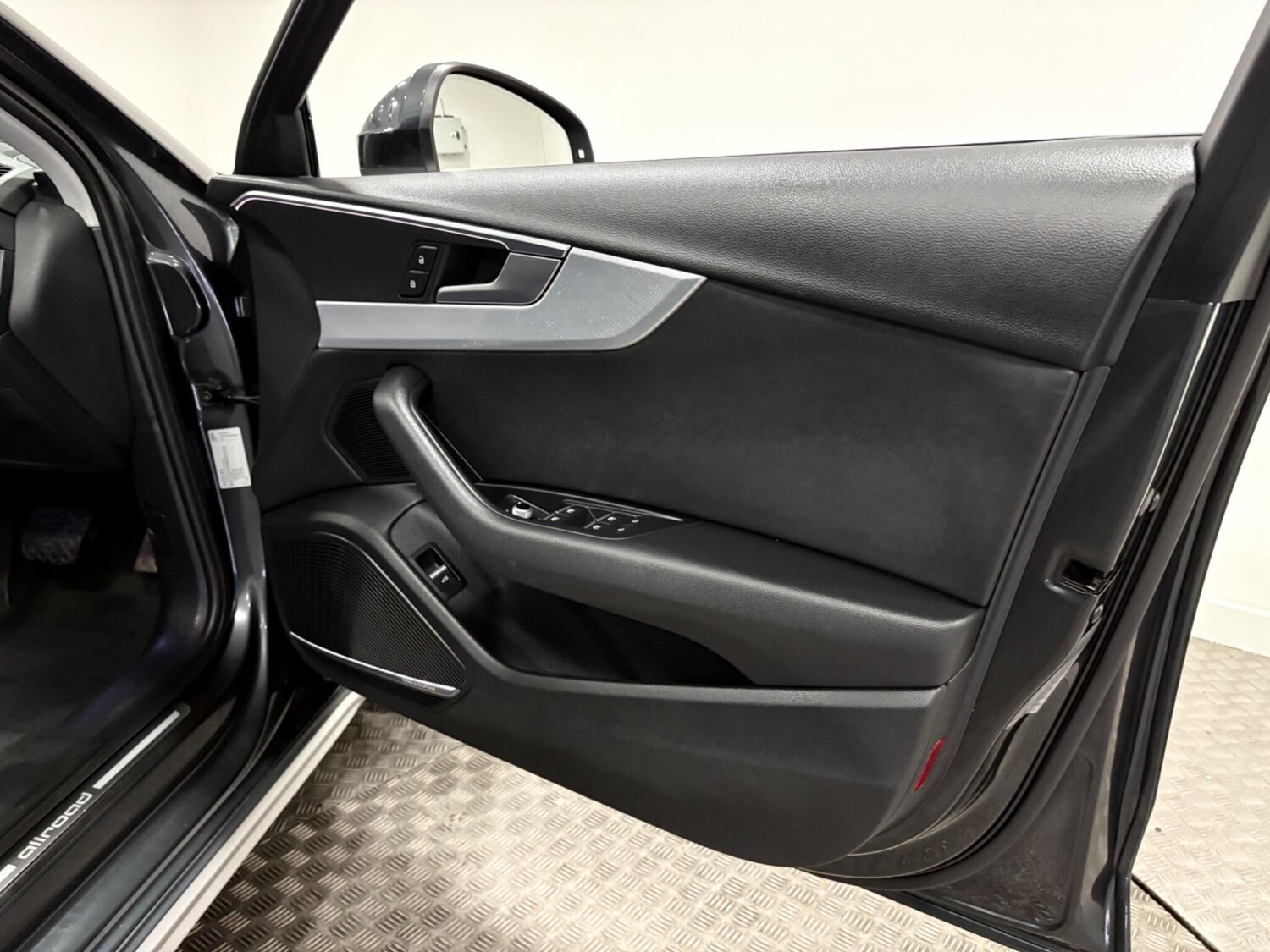 Used Audi A4 Allroad 2020 for sale - 77440533: Photo 44