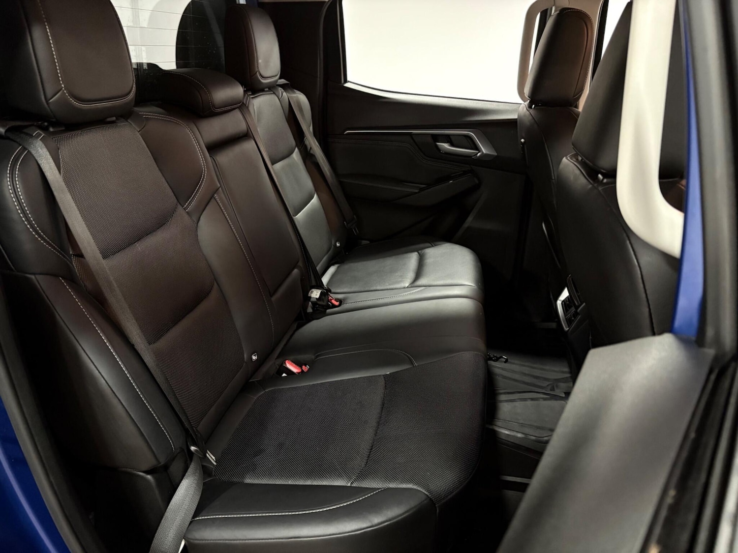 Used Isuzu D-Max 2023 for sale - 76326105: Photo 36