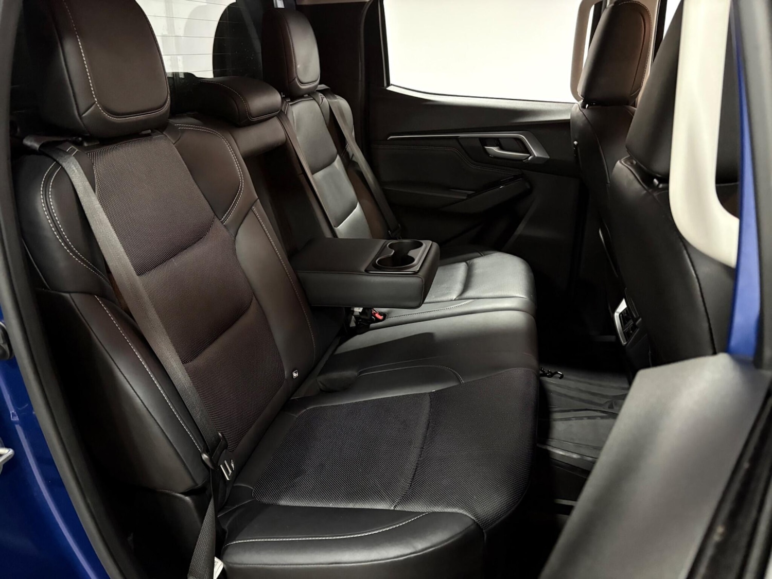Used Isuzu D-Max 2023 for sale - 76326105: Photo 38