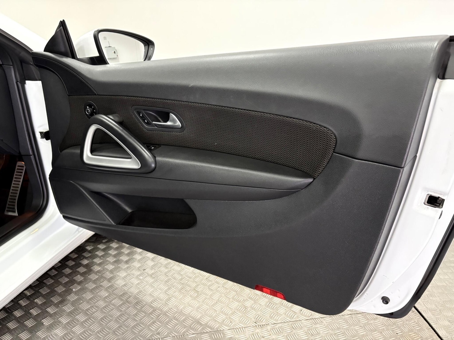 Used Volkswagen Scirocco 2017 for sale - 76295194: Photo 33