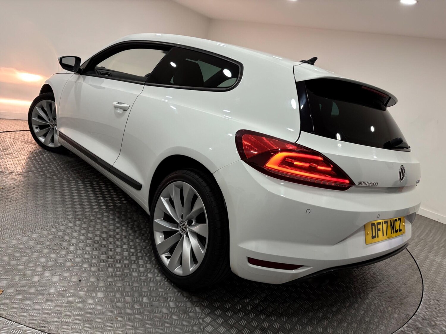 Used Volkswagen Scirocco 2017 for sale - 76295194: Photo 41