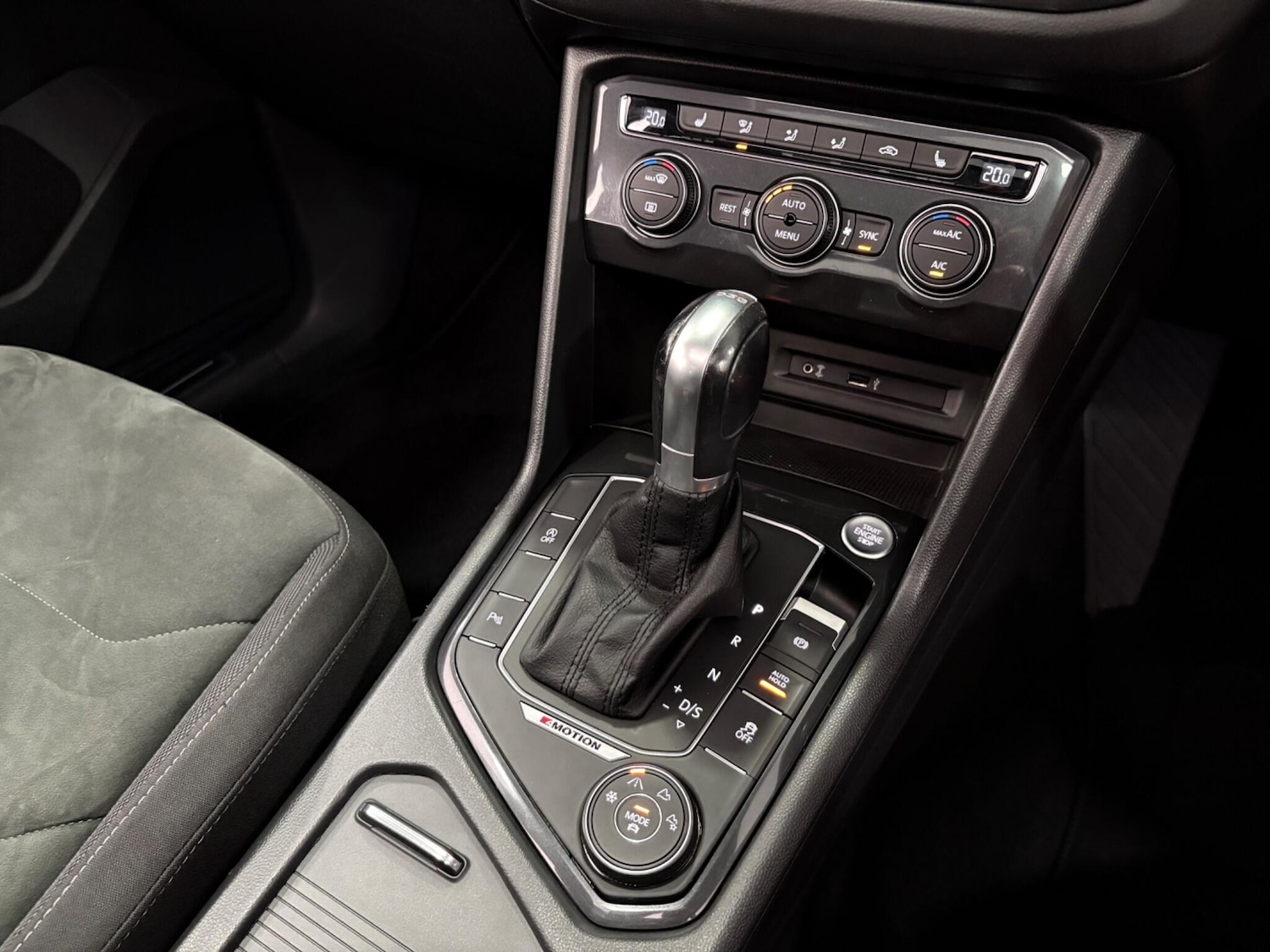 Used Volkswagen Tiguan 2016 for sale - 78204258: Photo 32