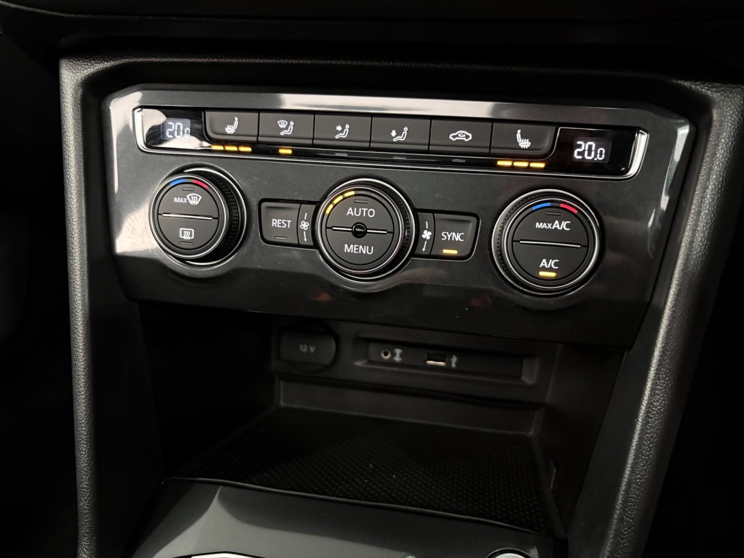 Used Volkswagen Tiguan 2016 for sale - 78204258: Photo 35