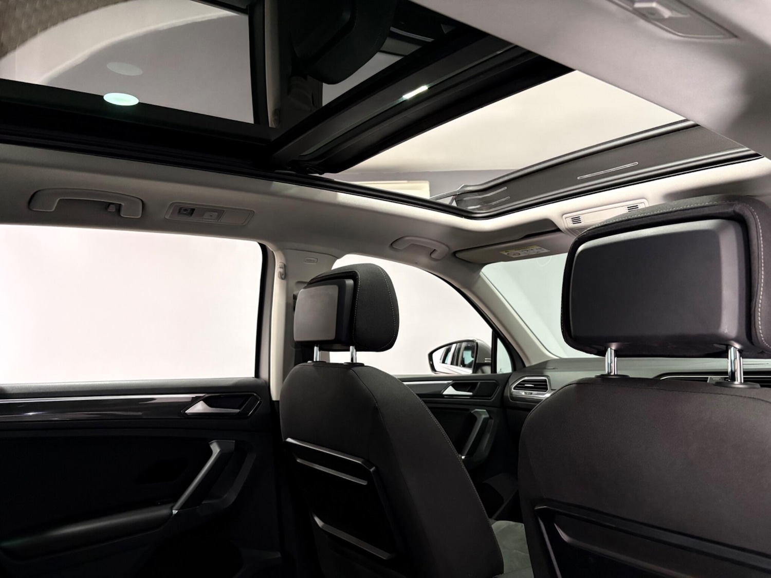 Used Volkswagen Tiguan 2016 for sale - 78204258: Photo 37