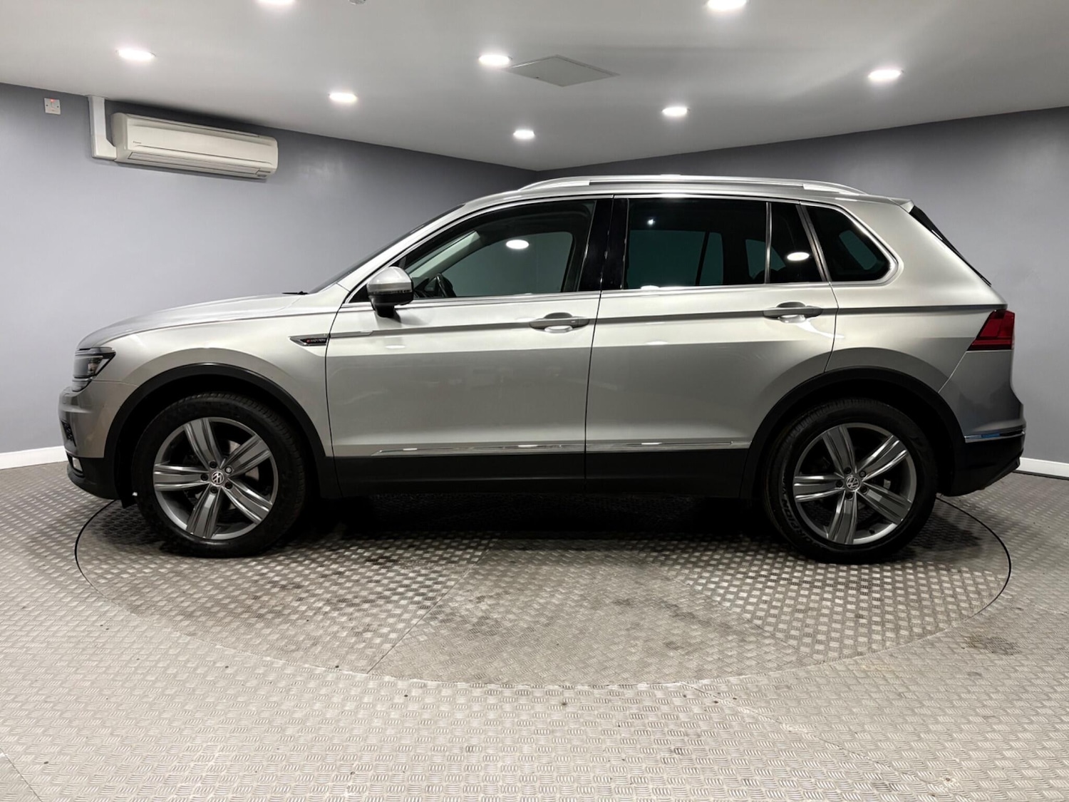 Used Volkswagen Tiguan 2016 for sale - 78204258: Photo 6
