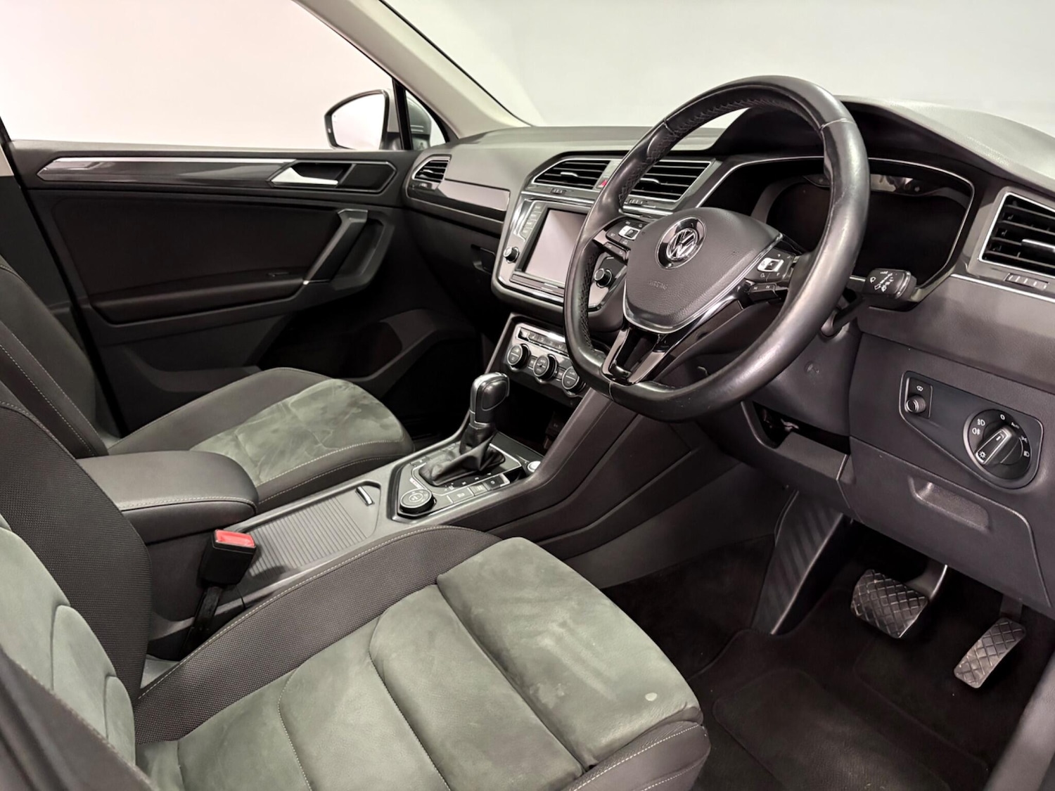 Used Volkswagen Tiguan 2016 for sale - 78204258: Photo 9