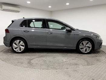 Used Volkswagen Golf 2021 for sale - 77412212: Photo