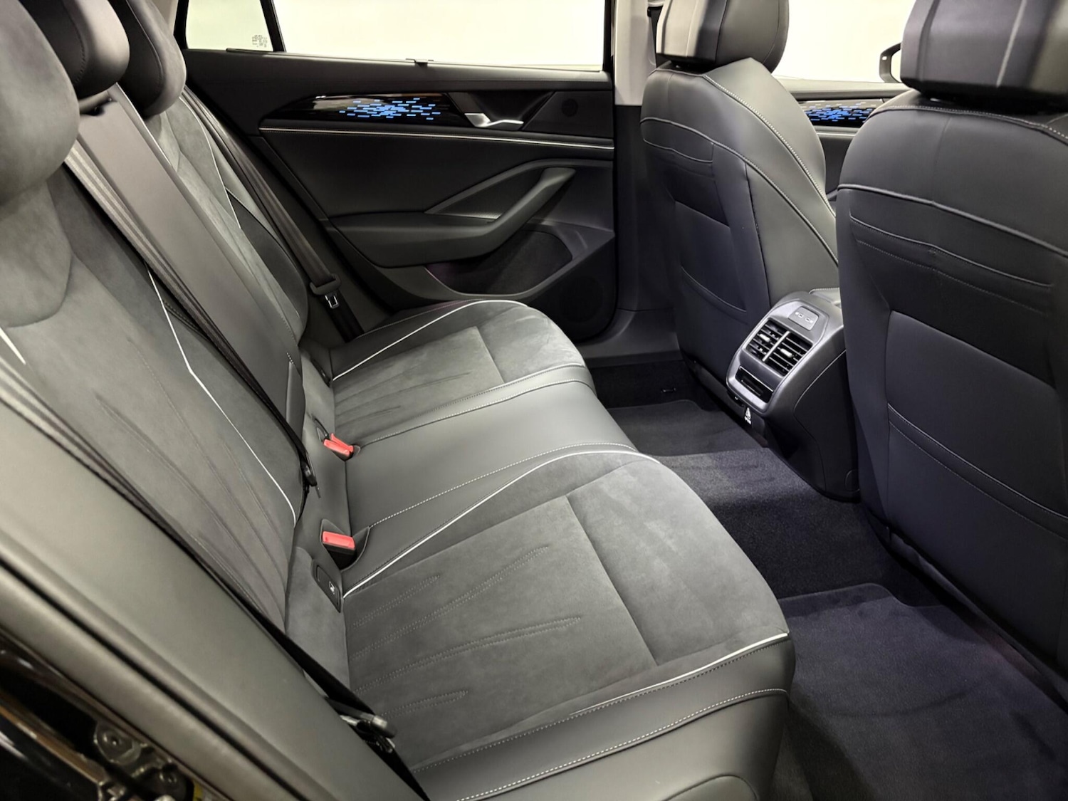 Used Volkswagen Passat 2025 for sale - 76042796: Photo 47
