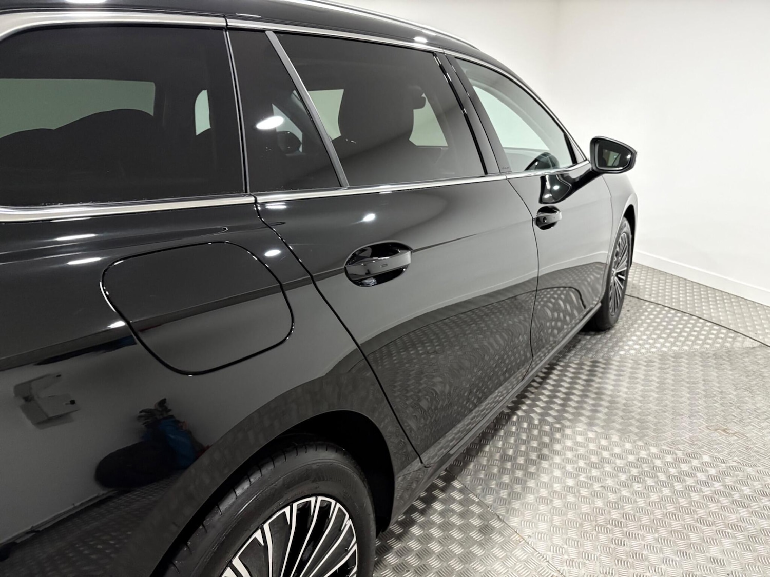 Used Volkswagen Passat 2025 for sale - 76042796: Photo 58