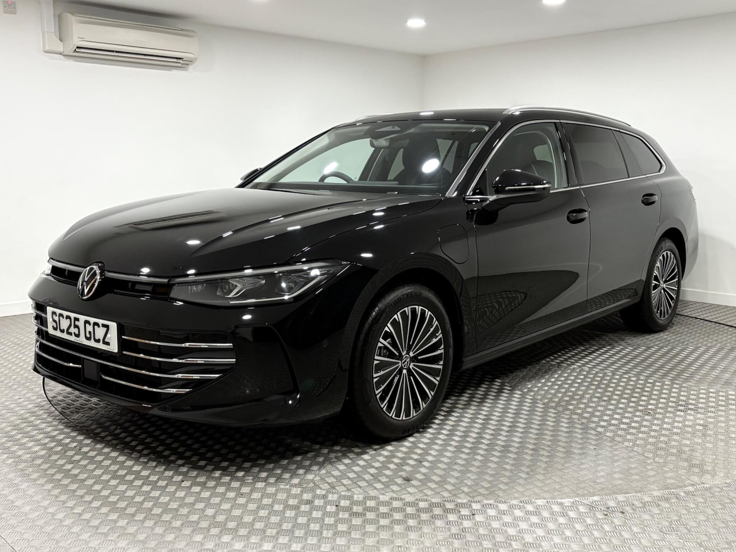 Used Volkswagen Passat 2025 for sale - 76042796: Photo 7