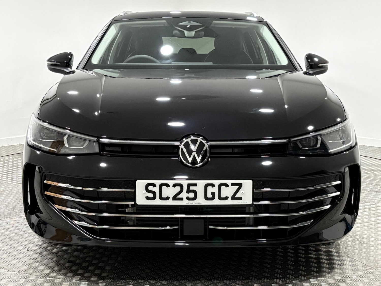 Used Volkswagen Passat 2025 for sale - 76042796: Photo 8