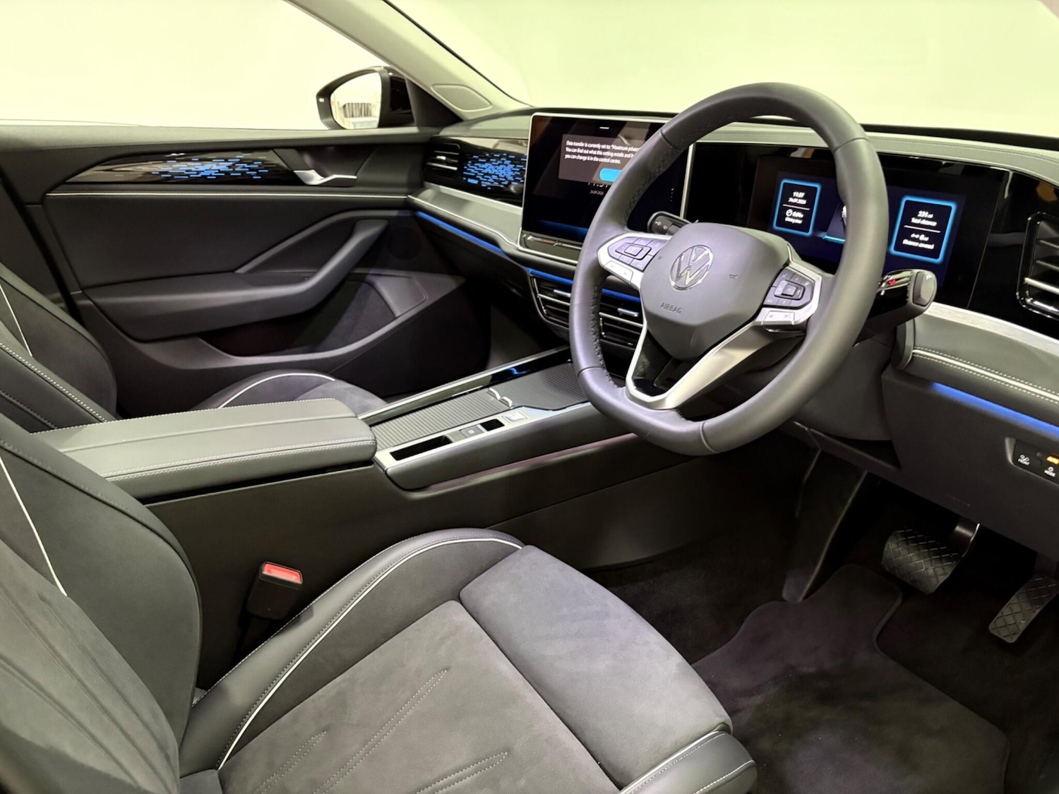 Used Volkswagen Passat 2025 for sale - 76042796: Photo 9
